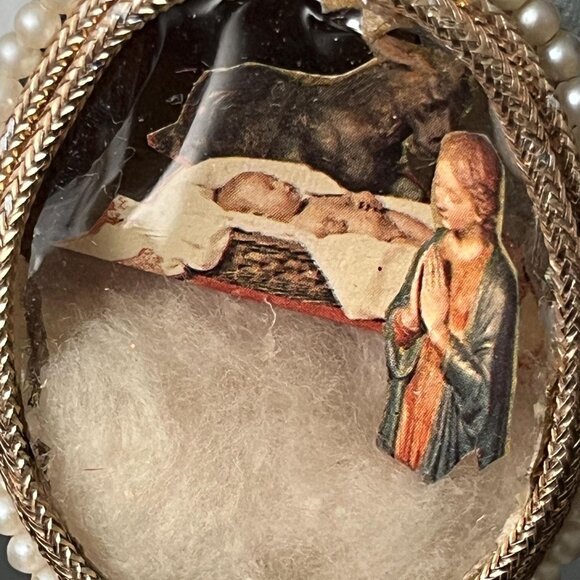 Vintage Christmas Egg Diorama Ornaments // Set of 2 // Real Eggs - Picture 8 of 11